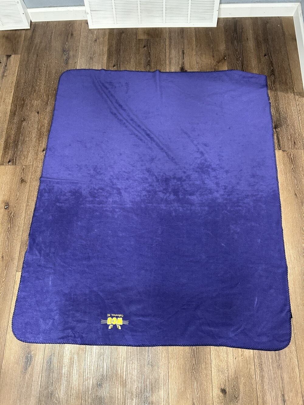 Western‎ Carolina University Logo Dots Silky Touch Super Soft Throw Blanket